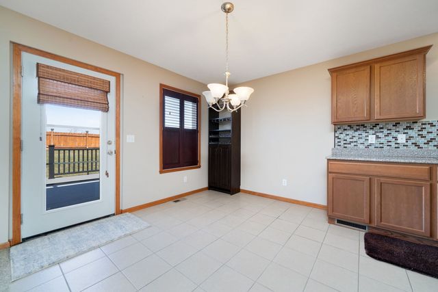 6928 Tupelo Road, Loves Park, IL 61111