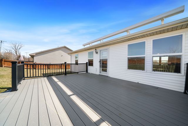 6928 Tupelo Road, Loves Park, IL 61111