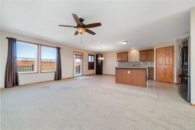 6928 Tupelo Road, Loves Park, IL 61111