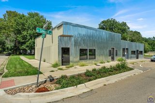 1700 NE Seward AVE, Topeka, KS 66616