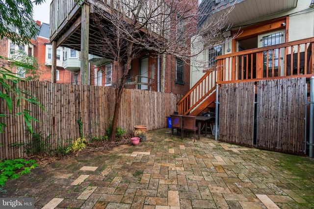 206 S 43RD ST, Philadelphia, PA 19104