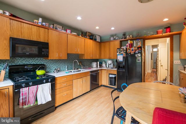 206 S 43RD ST, Philadelphia, PA 19104