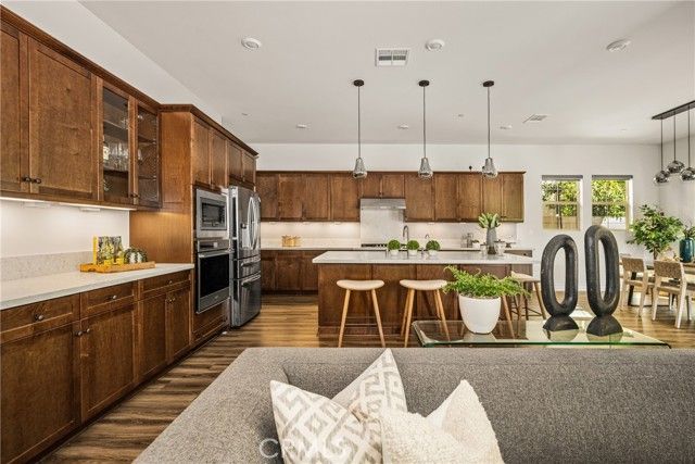 1767 Canyon Oaks Lane, Lake Forest (el Toro), CA 92610