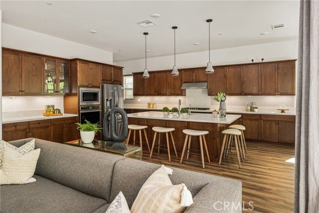 1767 Canyon Oaks Lane, Lake Forest (el Toro), CA 92610