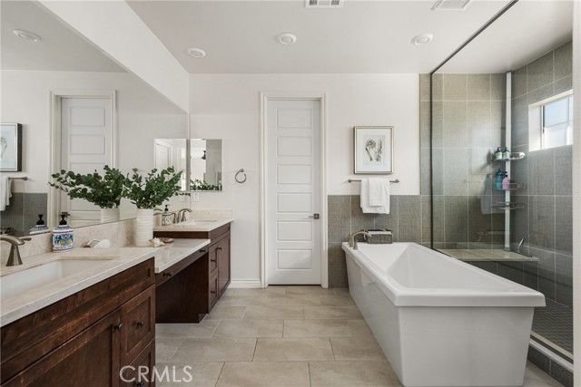 1767 Canyon Oaks Lane, Lake Forest (el Toro), CA 92610