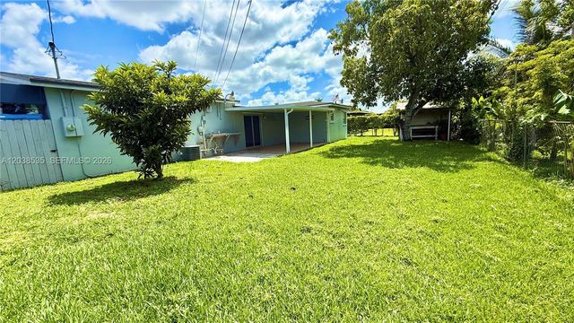 11952 SW 37th Ter, Miami, FL 33175