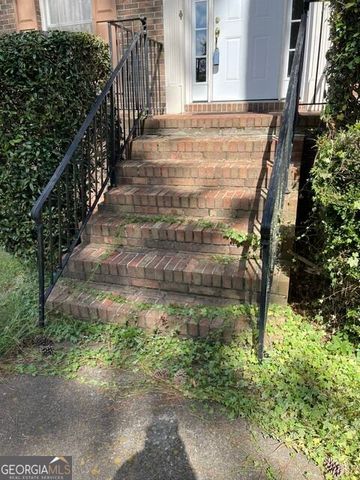 5160 Shadow Path Lane SW, Lilburn, GA 30047