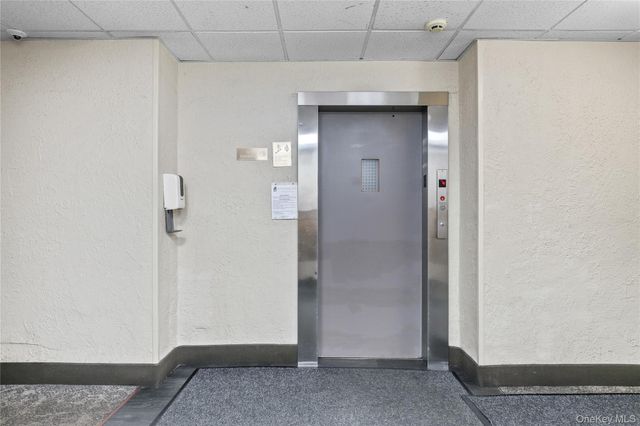 11 Balint Drive 351, Yonkers, NY 10710