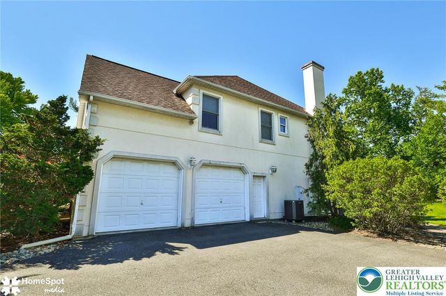 1614 Penns Crossing, South Whitehall Twp, PA 18104