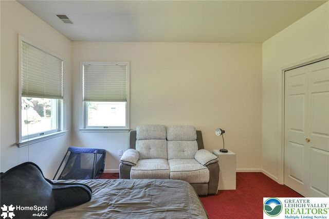 1614 Penns Crossing, South Whitehall Twp, PA 18104