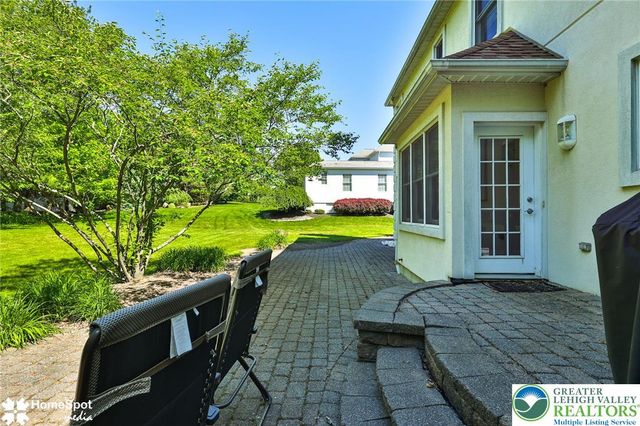 1614 Penns Crossing, South Whitehall Twp, PA 18104