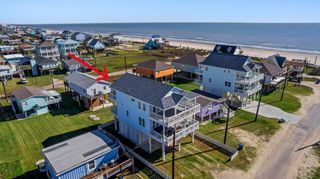 218 Ocean Avenue, Surfside Beach, TX 77541