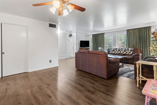 3801 John Reagan St., Marshall, TX 75672