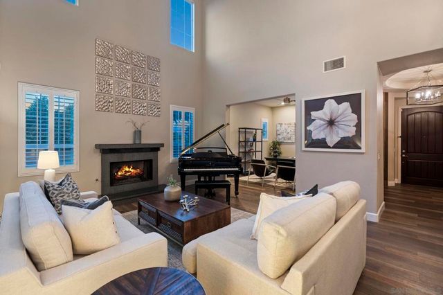 2827 Sutter Ridge Dr, Chula Vista, CA 91914
