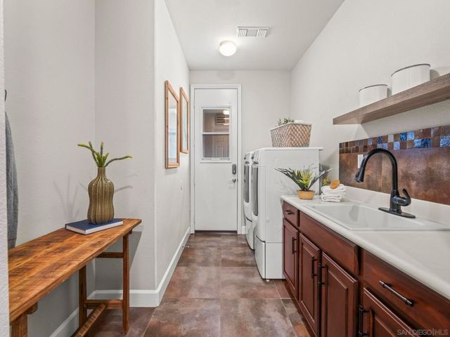 2827 Sutter Ridge Dr, Chula Vista, CA 91914