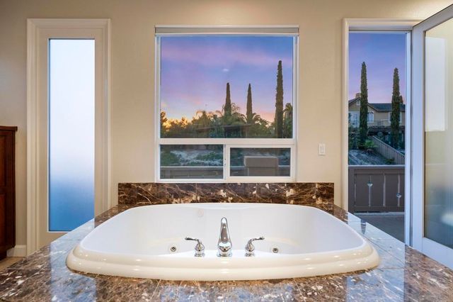 2827 Sutter Ridge Dr, Chula Vista, CA 91914