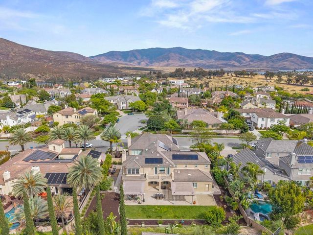 2827 Sutter Ridge Dr, Chula Vista, CA 91914