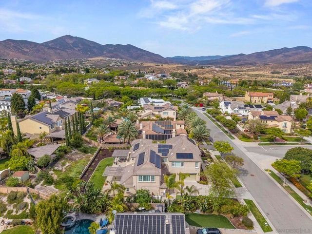 2827 Sutter Ridge Dr, Chula Vista, CA 91914