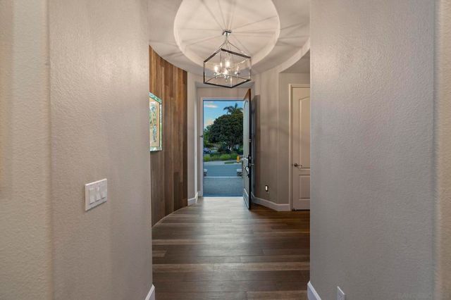 2827 Sutter Ridge Dr, Chula Vista, CA 91914