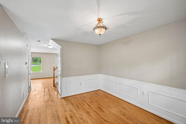 102 HOPKINS CT, Newark, DE 19713