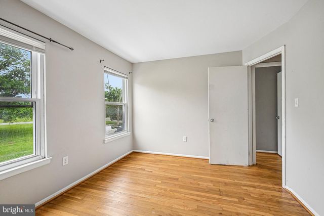 102 HOPKINS CT, Newark, DE 19713