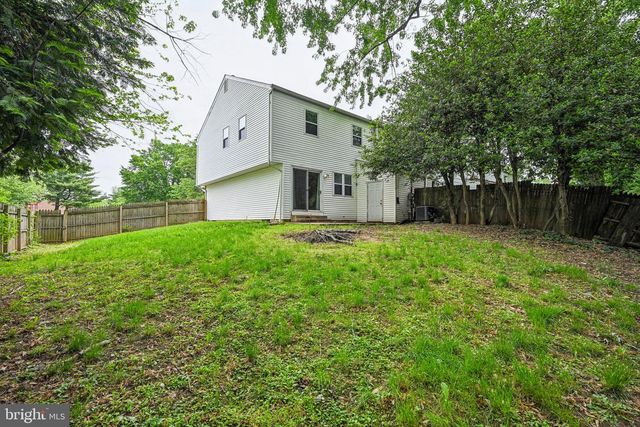 102 HOPKINS CT, Newark, DE 19713