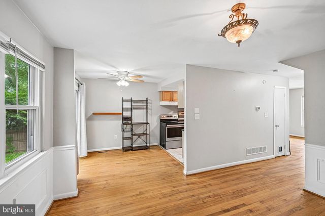 102 HOPKINS CT, Newark, DE 19713