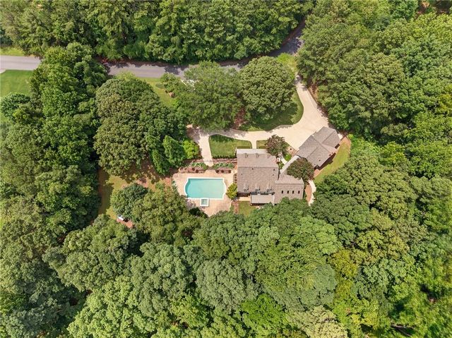 3380 Hill Forest Trail, Acworth, GA 30101