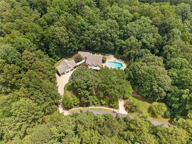 3380 Hill Forest Trail, Acworth, GA 30101