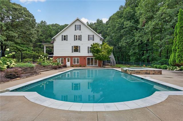 3380 Hill Forest Trail, Acworth, GA 30101