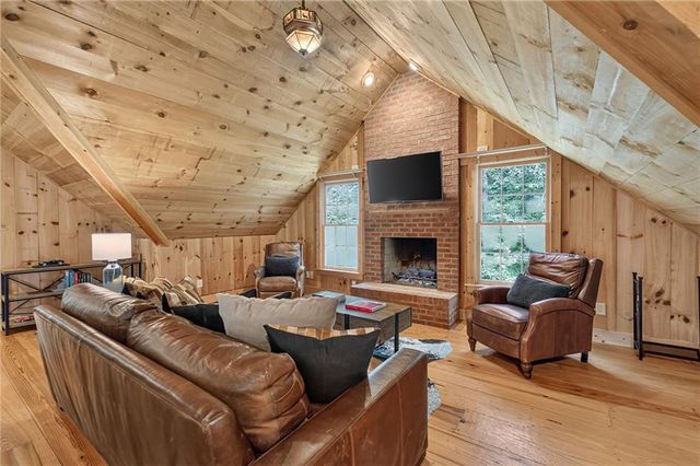 3380 Hill Forest Trail, Acworth, GA 30101