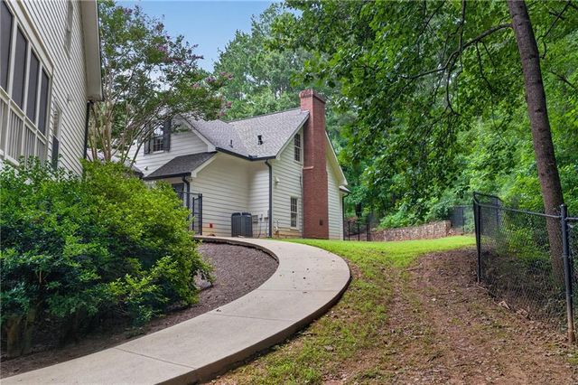 3380 Hill Forest Trail, Acworth, GA 30101