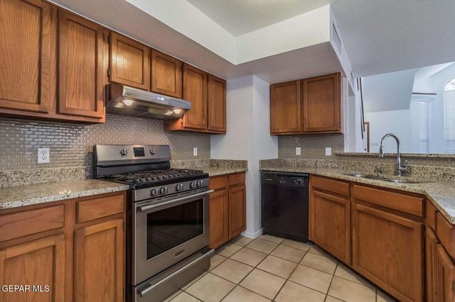 1451 Cassatt Place, El Paso, TX 79936