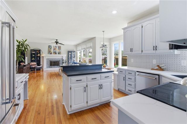 13213 Barton Street, Overland Park, KS 66213