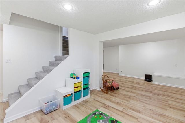 13213 Barton Street, Overland Park, KS 66213