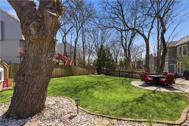 13213 Barton Street, Overland Park, KS 66213