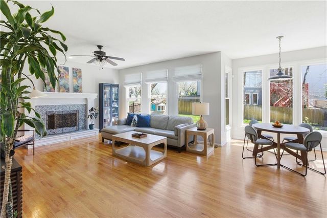 13213 Barton Street, Overland Park, KS 66213