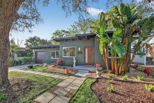 1213 E CLIFTON STREET, Tampa, FL 33604