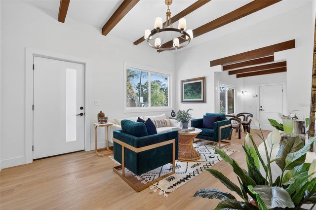 1213 E CLIFTON STREET, Tampa, FL 33604