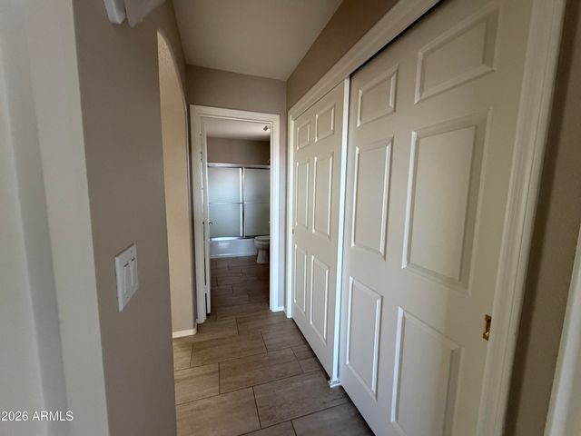 2162 S YELLOW WOOD Avenue, Mesa, AZ 85209