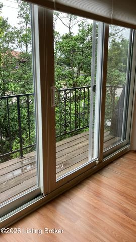 2845 Hikes Ln 302, Louisville, KY 40218