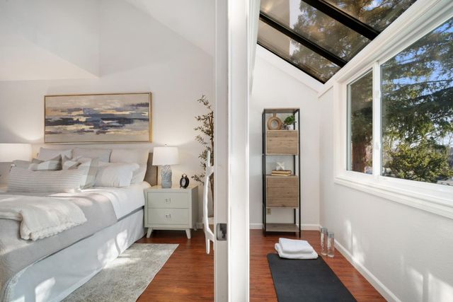 100 W El Camino Real 40, Mountain View, CA 94040