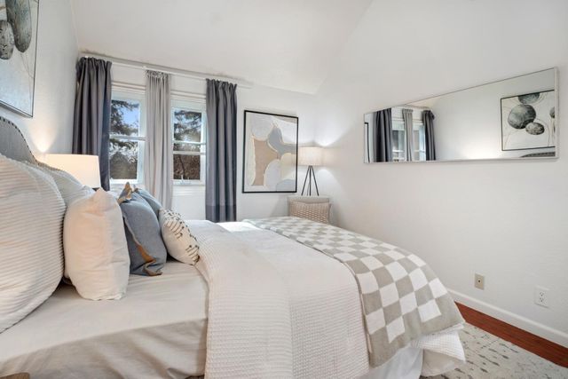 100 W El Camino Real 40, Mountain View, CA 94040