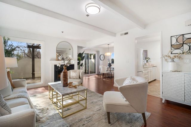 100 W El Camino Real 40, Mountain View, CA 94040