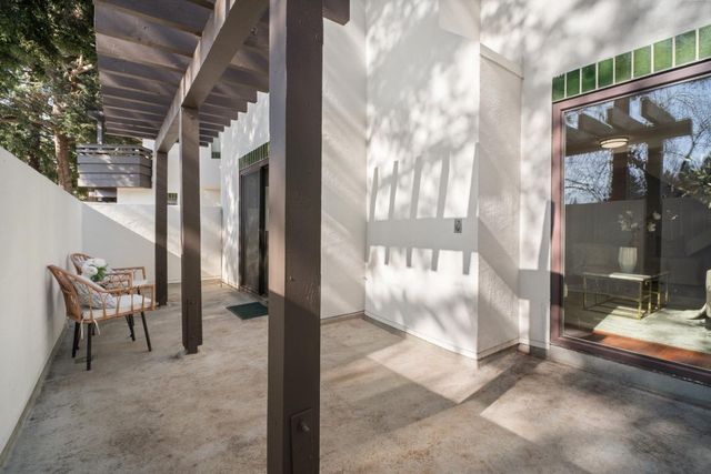 100 W El Camino Real 40, Mountain View, CA 94040