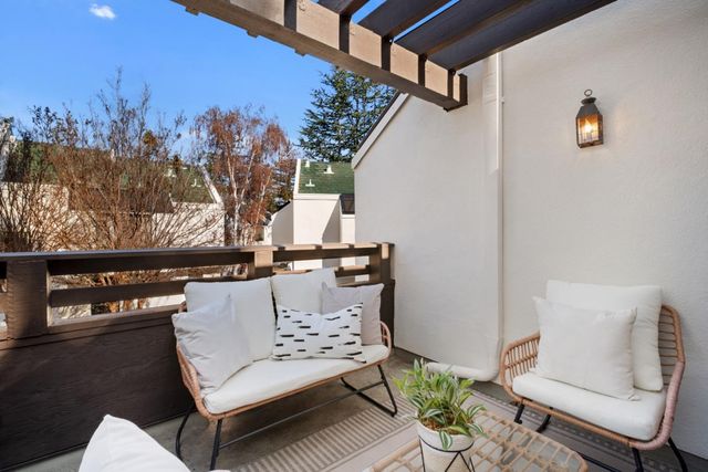 100 W El Camino Real 40, Mountain View, CA 94040