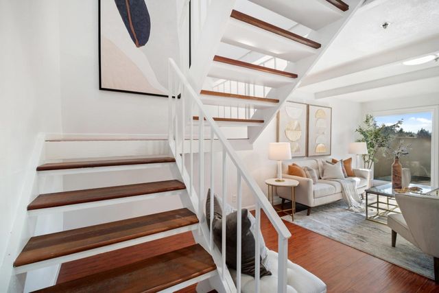 100 W El Camino Real 40, Mountain View, CA 94040