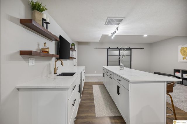 2304 N 188 Street, Elkhorn, NE 68022