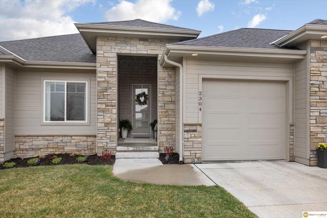2304 N 188 Street, Elkhorn, NE 68022
