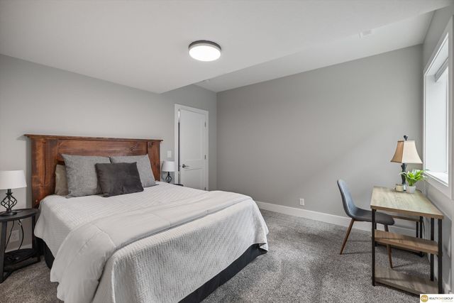 2304 N 188 Street, Elkhorn, NE 68022